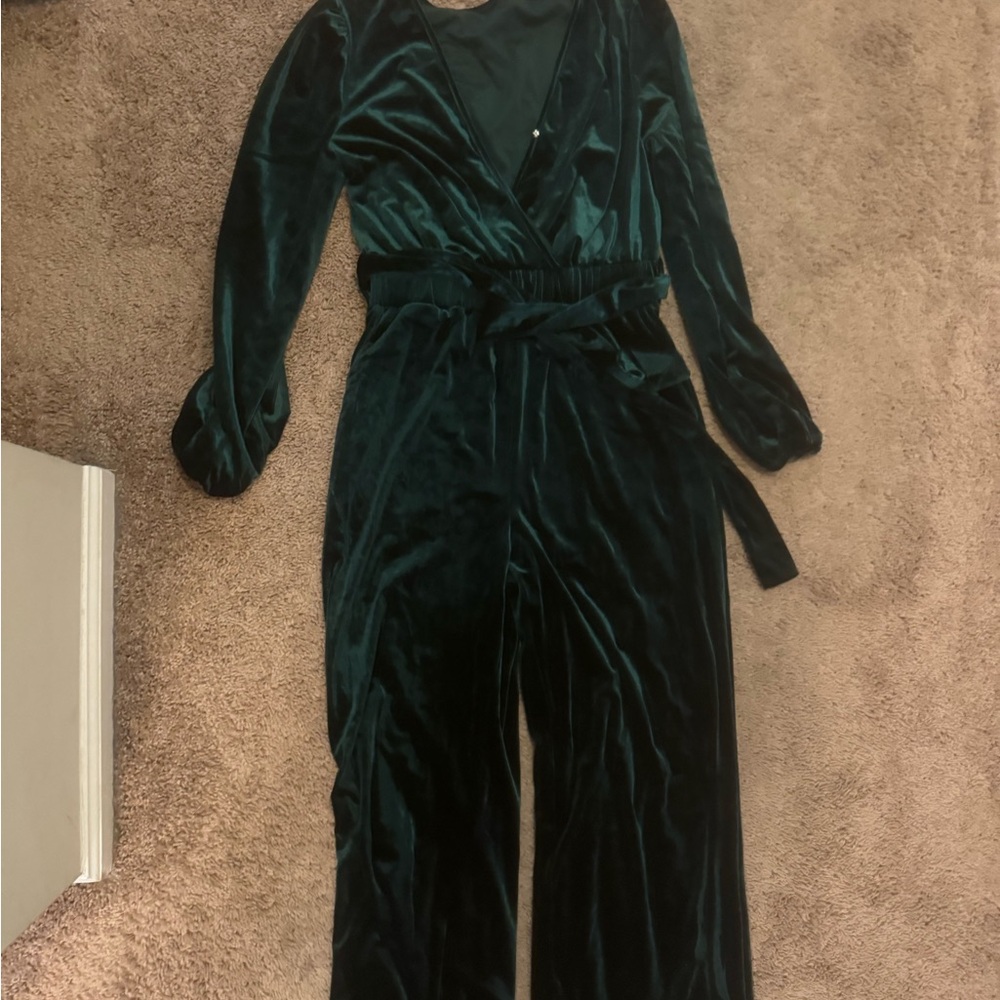 Cupshe Deep Green Velvet Jumpsuit- NWT